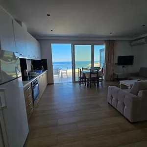 Ledion Apartament Saranda