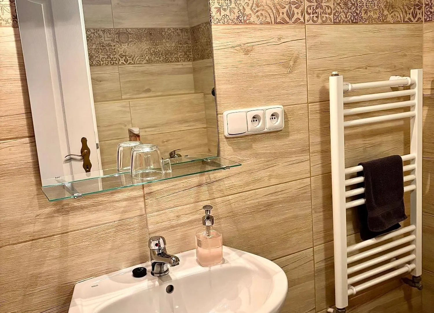 Apartment Belveder Brno 0*,